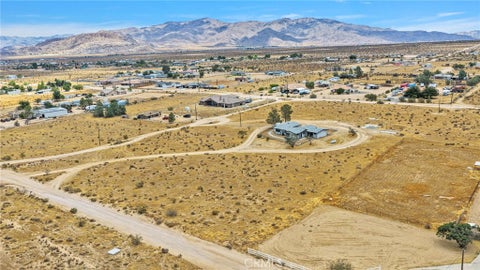 Tiny photo for 10675 Joshua RD, Apple Valley, CA 92308 (MLS # HD26157971)