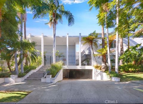 Photo of 1255 N Harper Avenue #7, West Hollywood, CA 90046 (MLS # OC25261452)