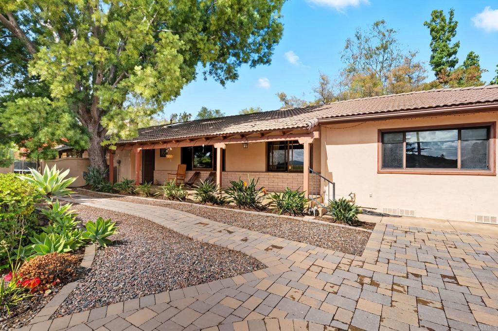 11724 Shadow Valley Road