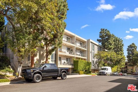 Photo of 5625 Windsor Way #211, Culver City, CA 90230 (MLS # 25614897)