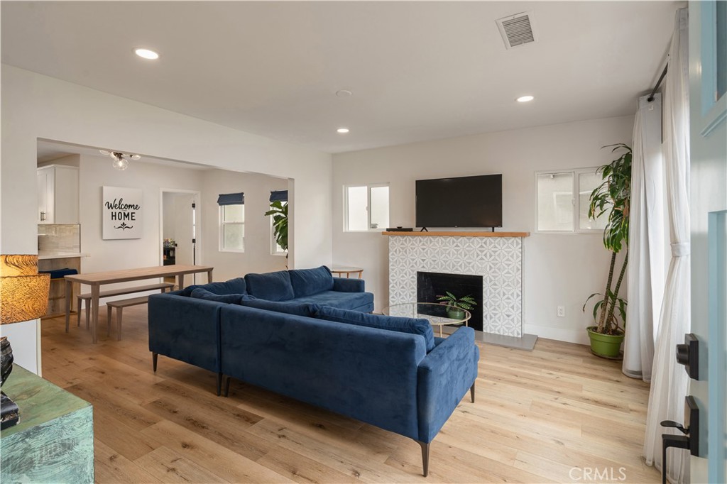 *Property will be made available for lease if not in escrow by 08/26* - Welcome to this BEAUTIFULLY REMODELED, 3-bedroom, 2-bath Gramercy Park home. Fully remodeled in 2020, this move-in ready home features: An OPEN CONCEPT living and dining area bathed in *NATURAL LIGHT from a large west-facing picture window; *Dual-Pane Windows; *Recessed Lighting; *Laminate Flooring; *An OPEN & BRIGHT Kitchen; and *FULLY-UPDATED Bathrooms. MAJOR IMPROVEMENTS such as: *Roofing; *Framing; *Drywall; *Stucco; *Plumbing, and an *Upgraded Foundation. The expansive, LANDSCAPED BACKYARD is ideal for entertaining with a *Custom Paver Design, *Stamped Concrete Patio and *Grassy Play Area perfect for gatherings or relaxing evenings. With the detached garage, there could be excellent potential for for an ADU, studio, workspace, or extra storage. Located just minutes from SoFi Stadium, the Kia Forum, LAX, parks, markets, dining, and shopping, this is an incredible property, ready to welcome you home. ******ASK ABOUT LOWER MORTGAGE PAYMENTS******