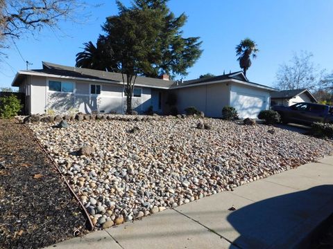 Photo of 1520 Arkell Road, Walnut Creek, CA 94598 (MLS # ML82040345)