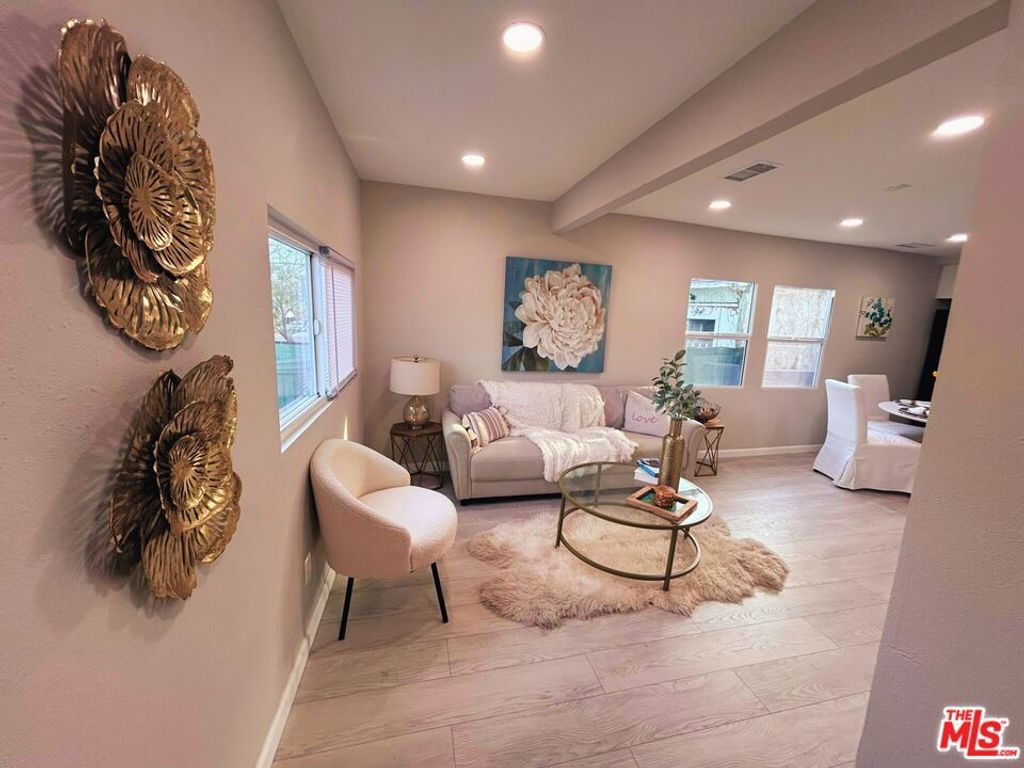 Photo of 1109 N Chester Avenue, Inglewood, CA 90302 (MLS # 25629213)