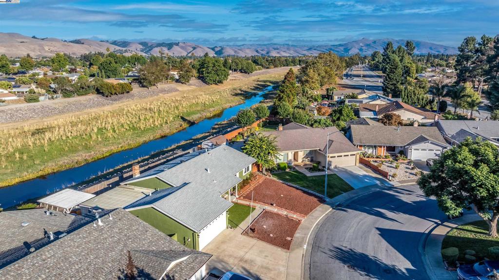 BROOKVALE - Residential