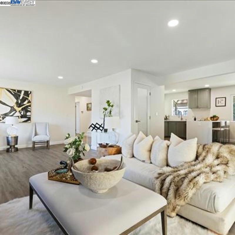 BROOKVALE - Residential