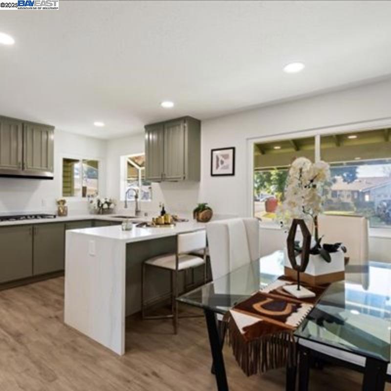 BROOKVALE - Residential