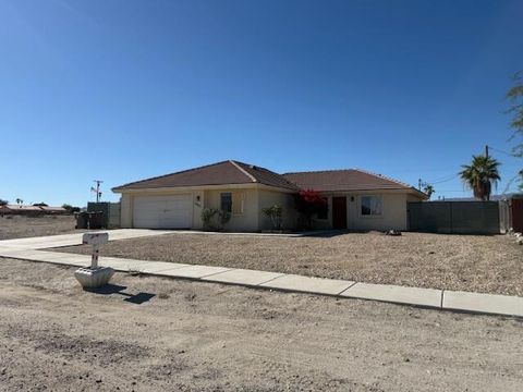 Photo of 2867 Stardust Avenue, Thermal, CA 92274 (MLS # 219139947DA)