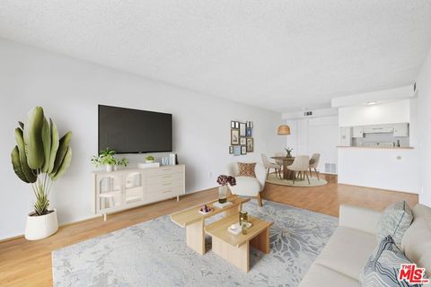 Photo of 1517 E Garfield Avenue #23, Glendale, CA 91205 (MLS # 25609935) Photo of 1517 E Garfield Avenue #23, Glendale, CA 91205 (MLS # 25609935)