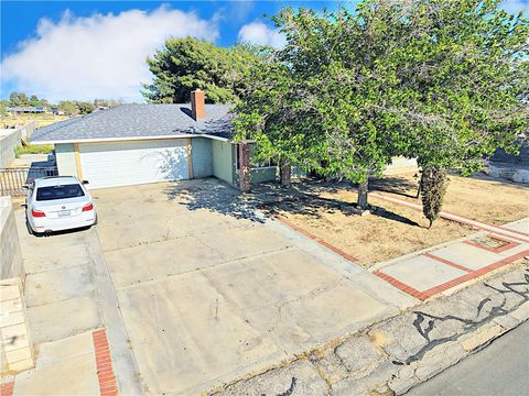 Photo of 41020 163rd Street E, Lancaster, CA 93535 (MLS # SR26079662)