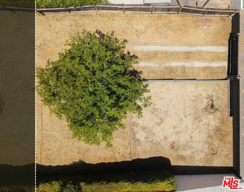 Photo of 0 Dewey Place, Santa Monica, CA 90405 (MLS # 25607767)