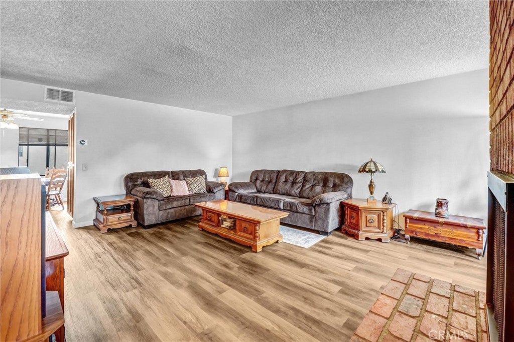 19451 Sherman Way 504