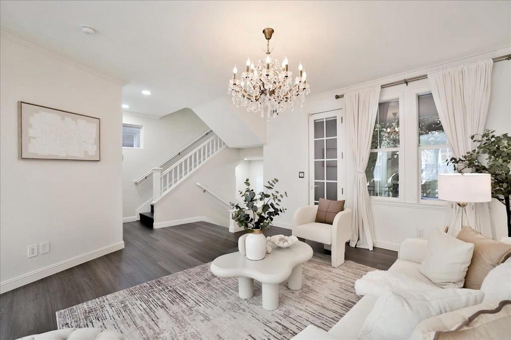 3072 Mary Helen Lane