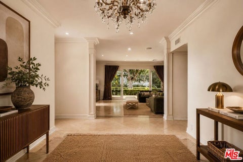 Photo of 1915 Loma Vista Drive, Beverly Hills, CA 90210 (MLS # 26871755)