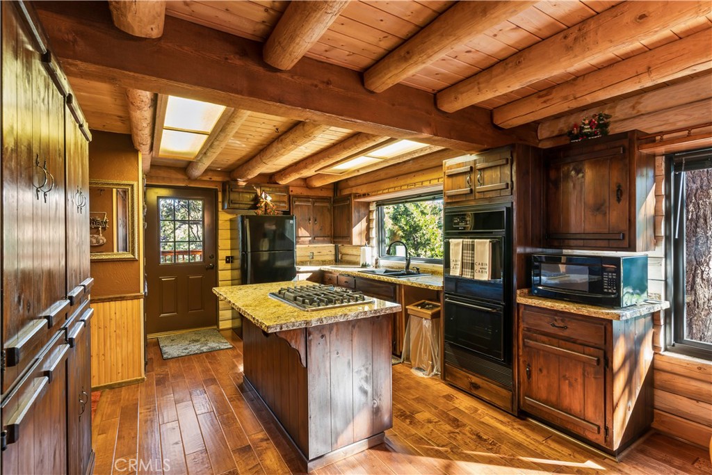 Twin Peaks (TWIN) - Residential