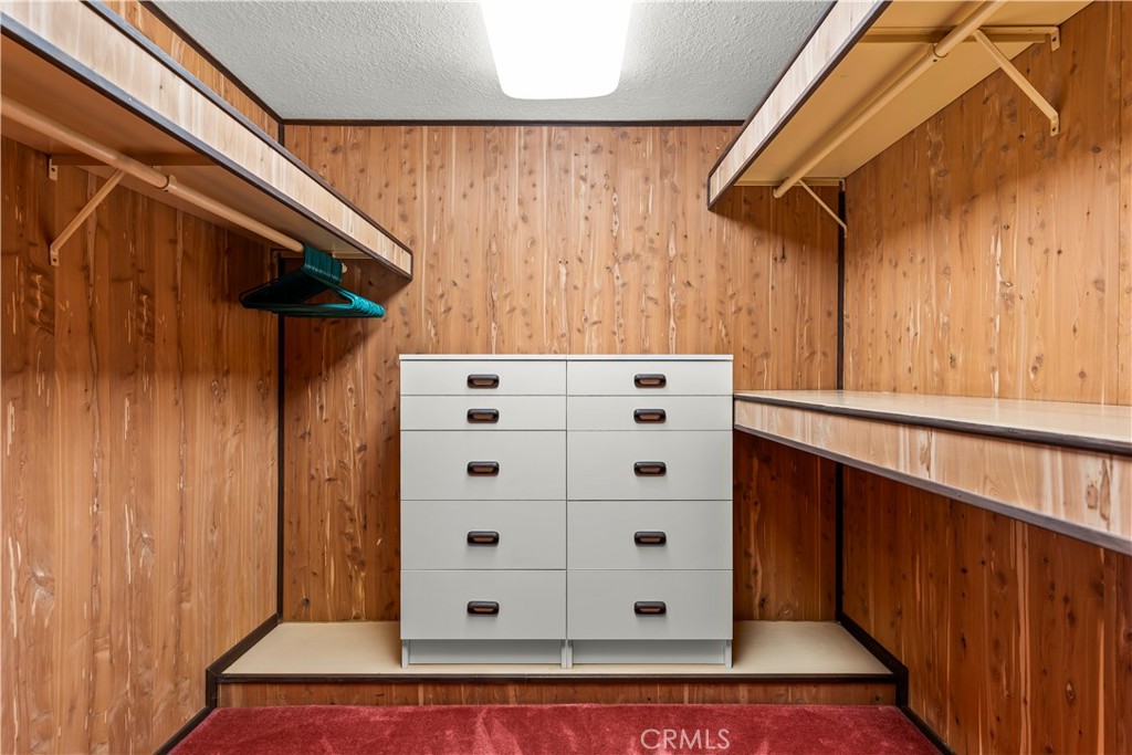 Twin Peaks (TWIN) - Residential