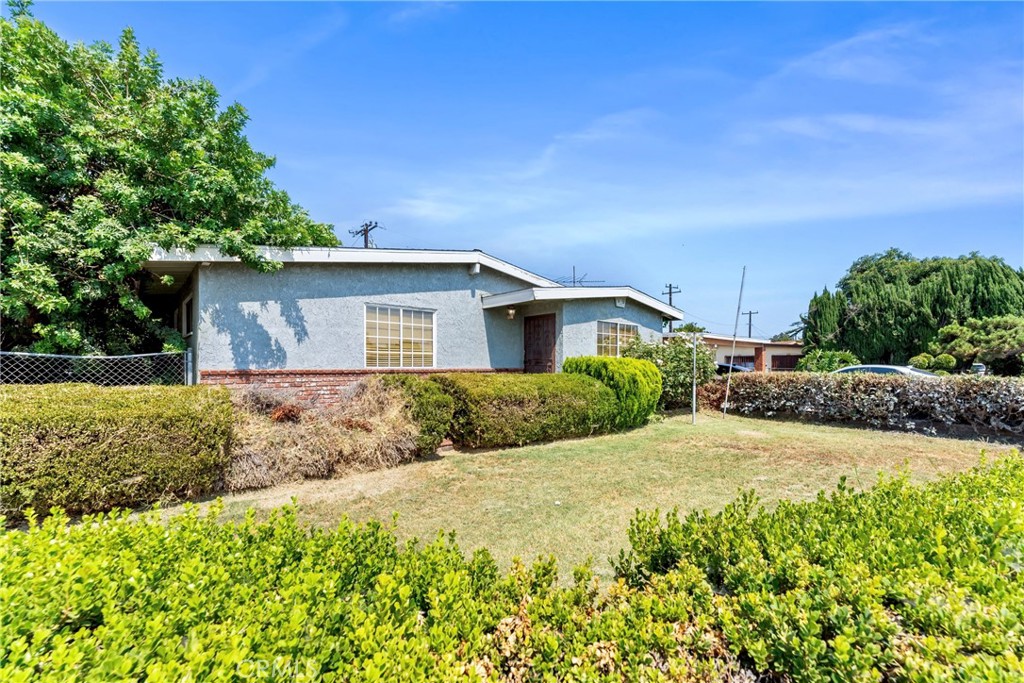 Charming 1953 Conventional Home with Great Potential! Step into opportunity with this classic single-family residence featuring timeless 1950s charm and solid bones. Officially listed as a 2-bedroom home, this property also includes a bonus third bedroom, offering flexible space for a guest room, office, or creative studio. Situated on a generous lot, this home is ready for your vision and updates. While it needs cosmetic improvements, the layout, structure, and location make it a standout value for homeowners or investors alike. Whether you're looking to renovate and make it your own or restore and resell, this property offers endless potential. Don’t miss this chance to own a well-built home with character and room to grow!