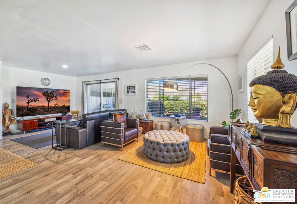 Date Palm Country Cl - Manufactured In Park