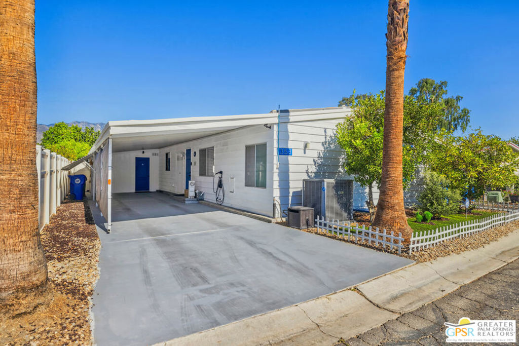 Date Palm Country Cl - Manufactured In Park