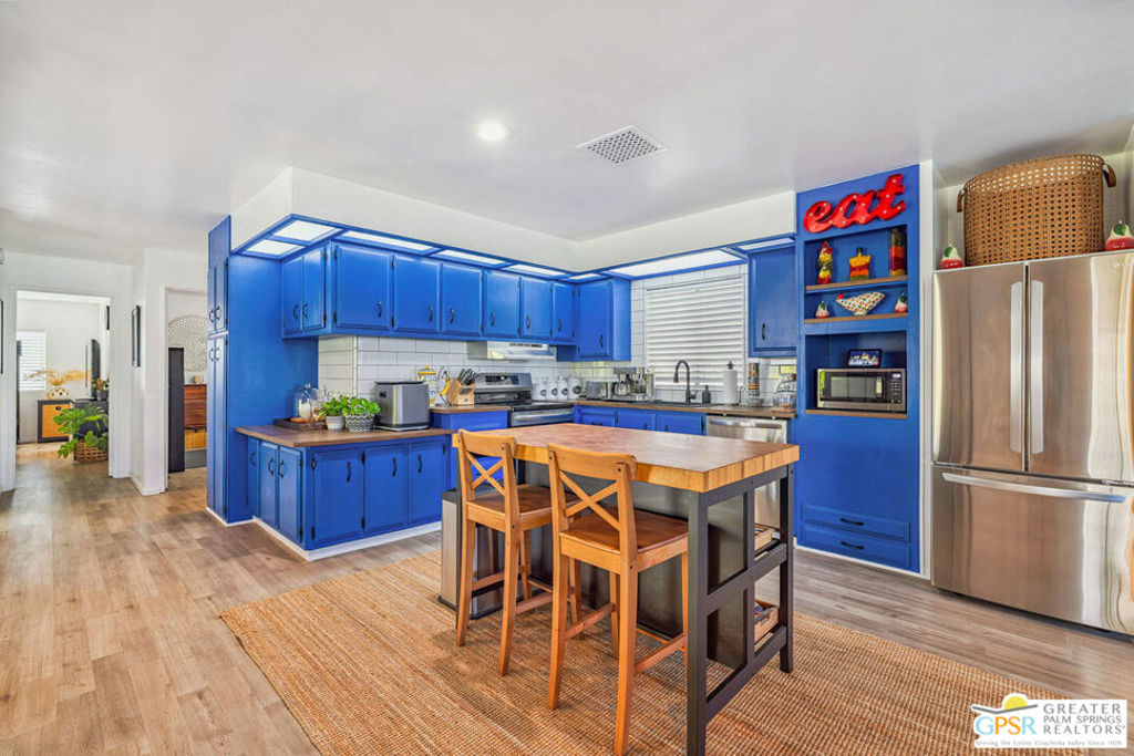 Date Palm Country Cl - Manufactured In Park