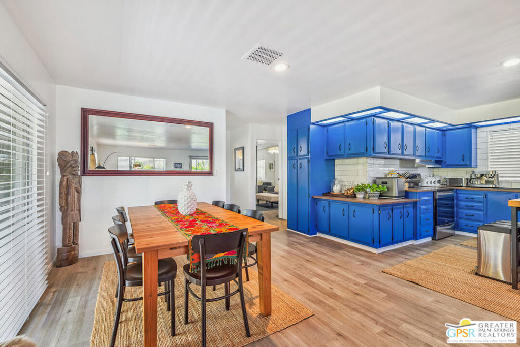 Date Palm Country Cl - Manufactured In Park