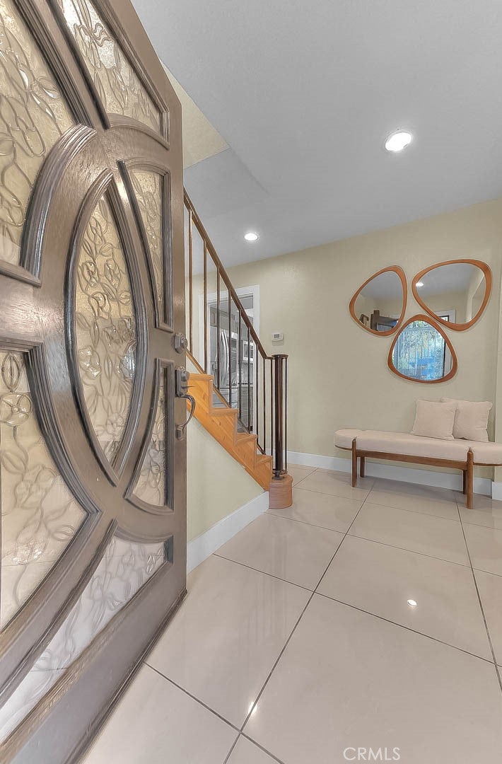 18223 Delano ST, Tarzana CA 91335