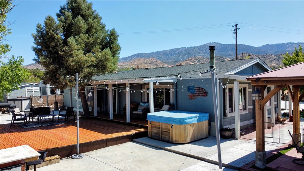 936 Tamarack Road