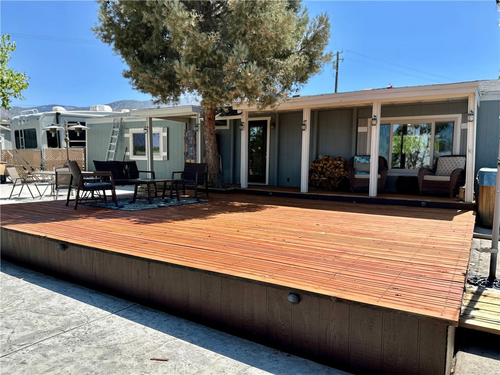936 Tamarack Road
