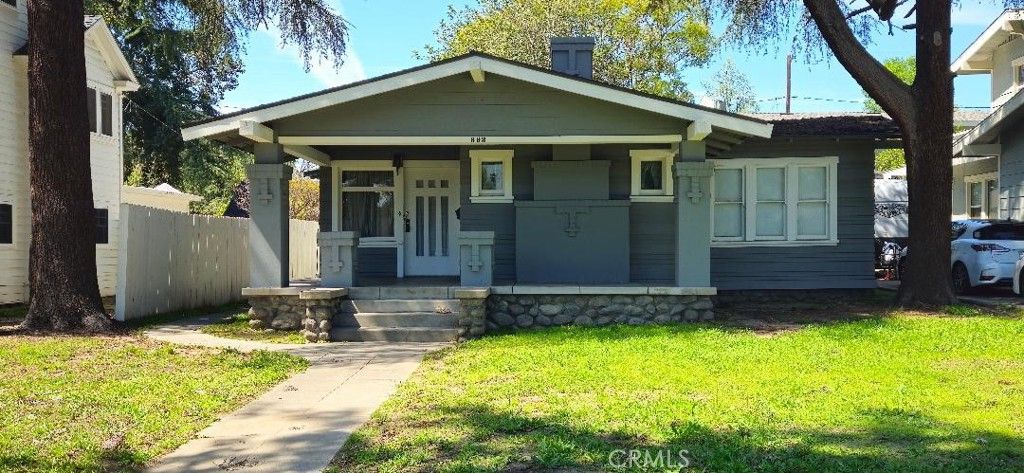 Photo of 693 N Euclid Ave, Upland, CA 91786 (MLS # CV26053483)