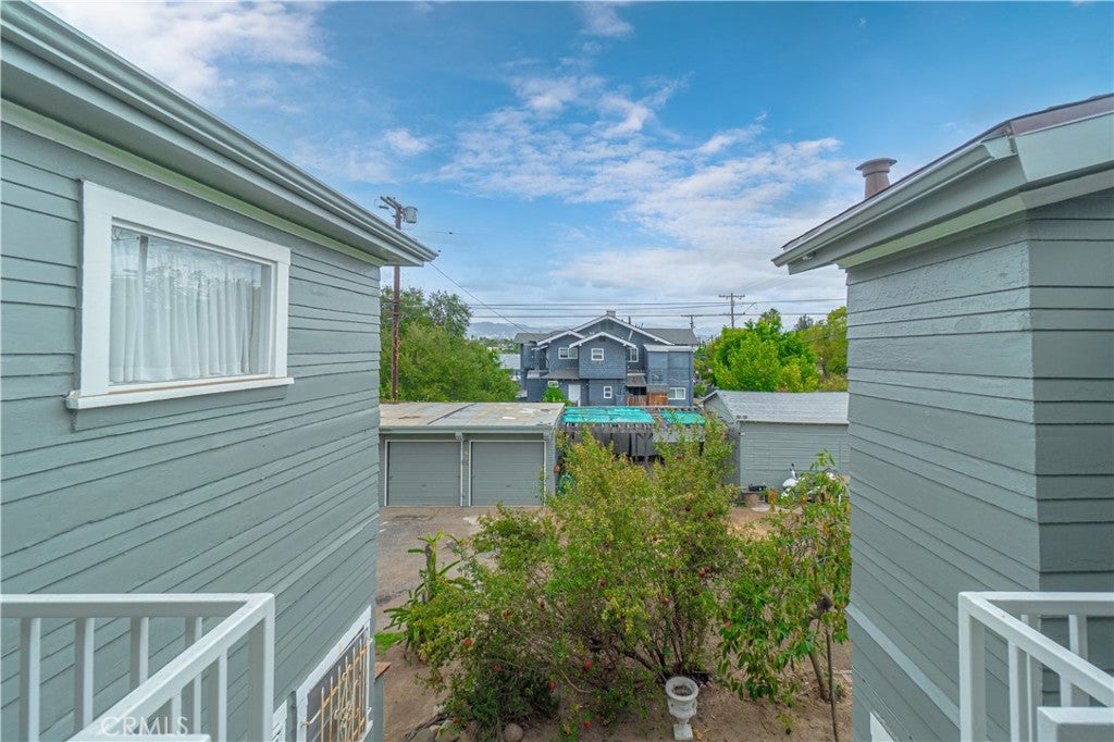 4603 St Charles 4