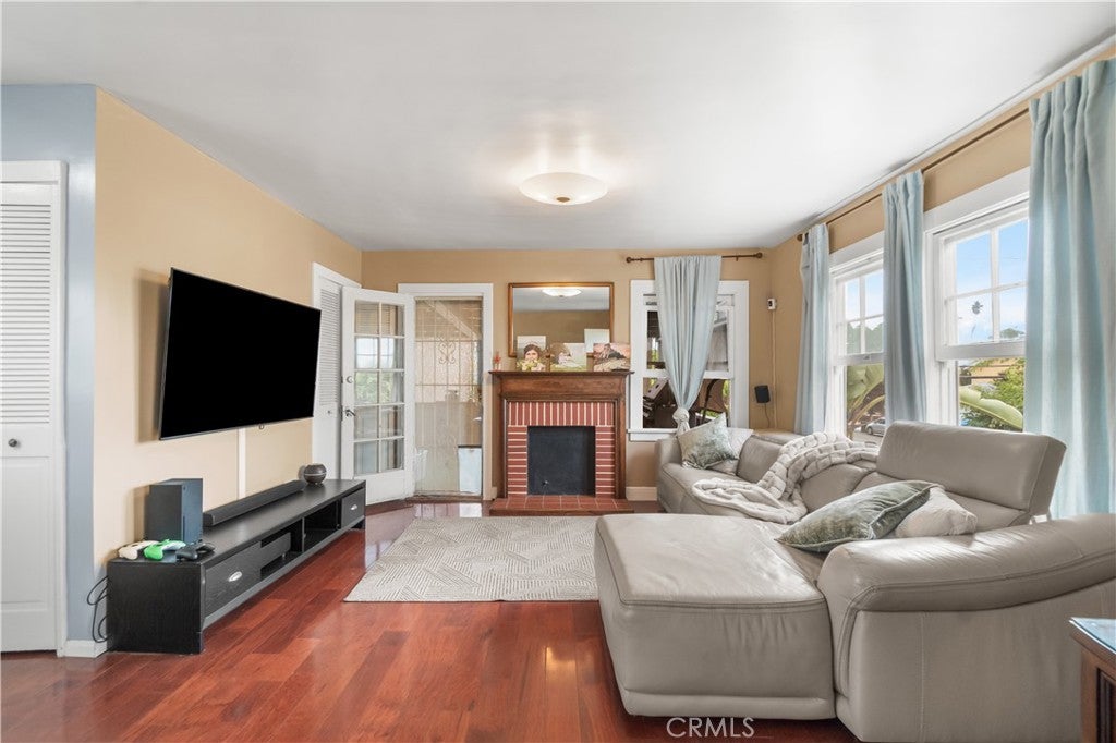 4603 St Charles 4