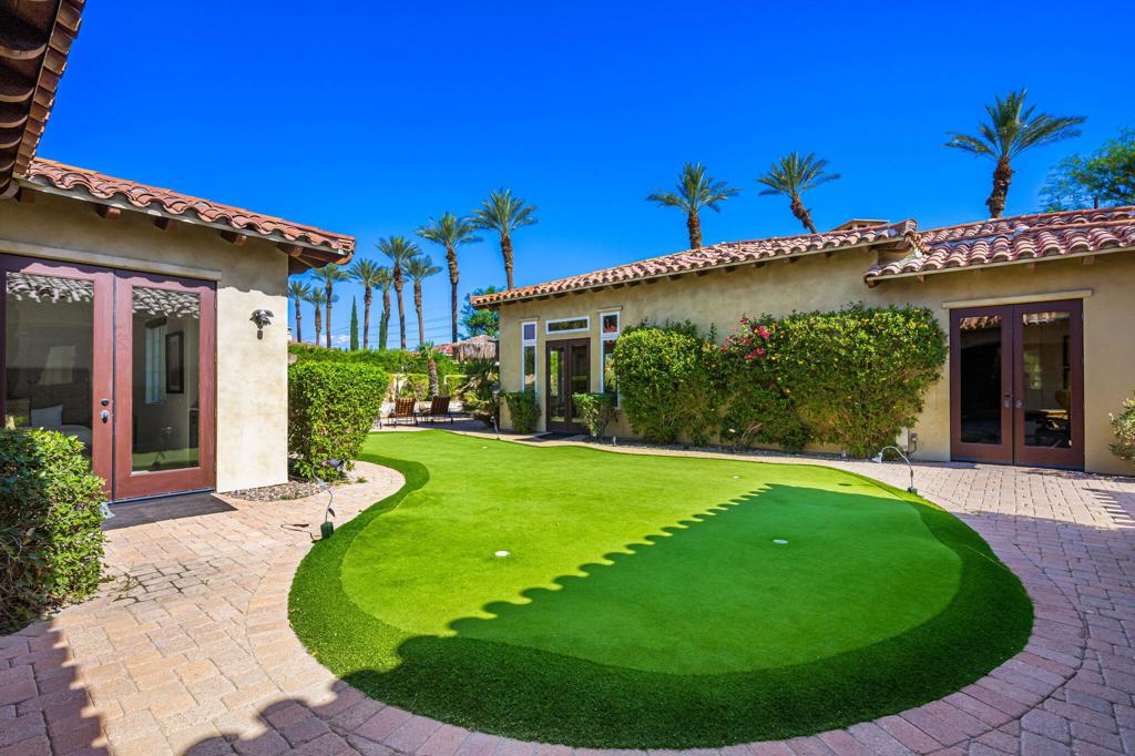 The Palms - Residential