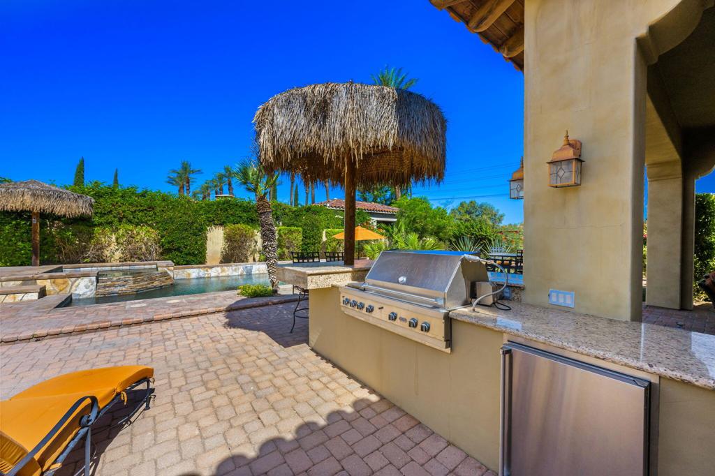 The Palms - Residential