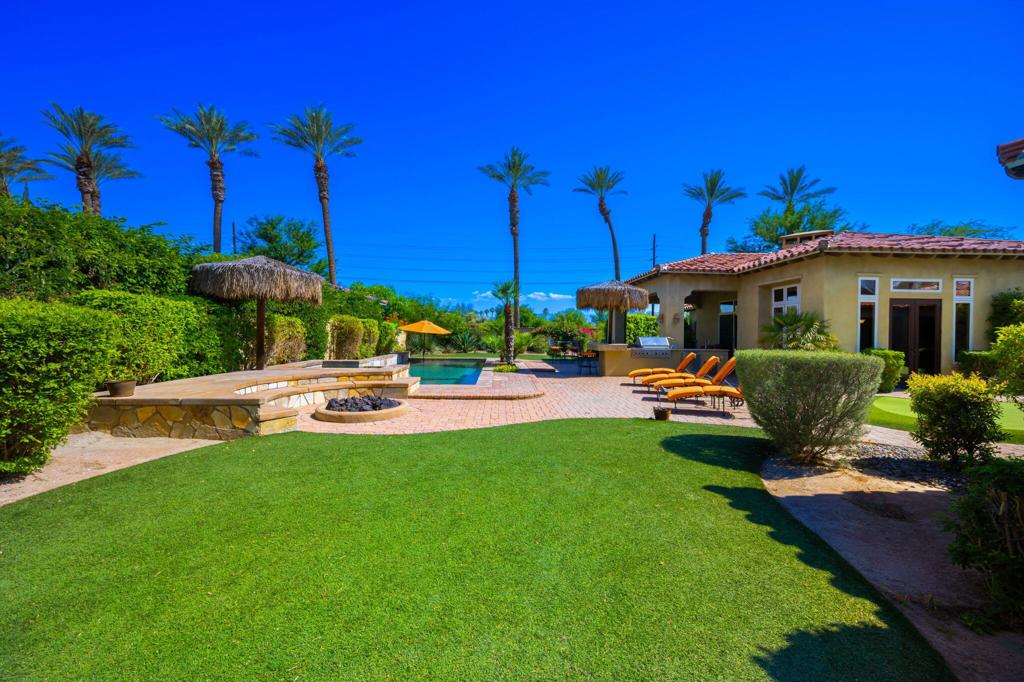 The Palms - Residential