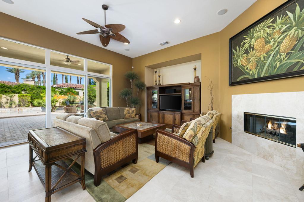 The Palms - Residential