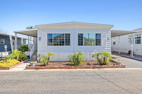 Photo of 195 Tierra Rejada Road #55, Simi Valley, CA 93065 (MLS # 226001362)