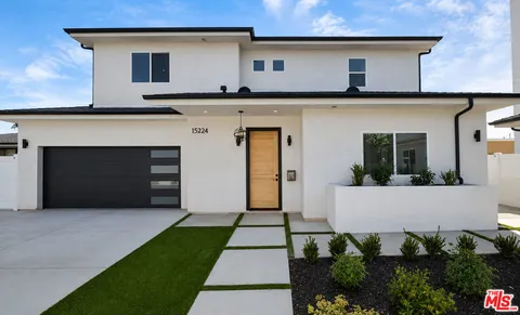 15224 W Holyland Drive, Van Nuys, CA 91411 - MLS#: 26853245