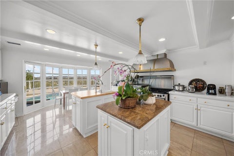 Tiny photo for 23414 Balmoral LN, West Hills, CA 91307 (MLS # SR26164750)