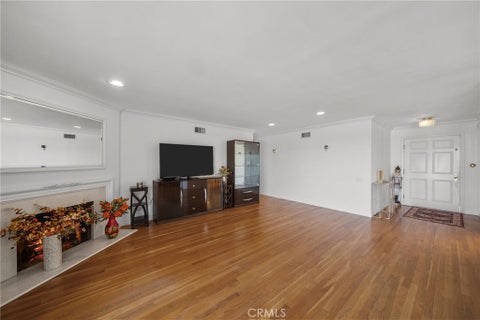 Tiny photo for 23414 Balmoral LN, West Hills, CA 91307 (MLS # SR26164750)