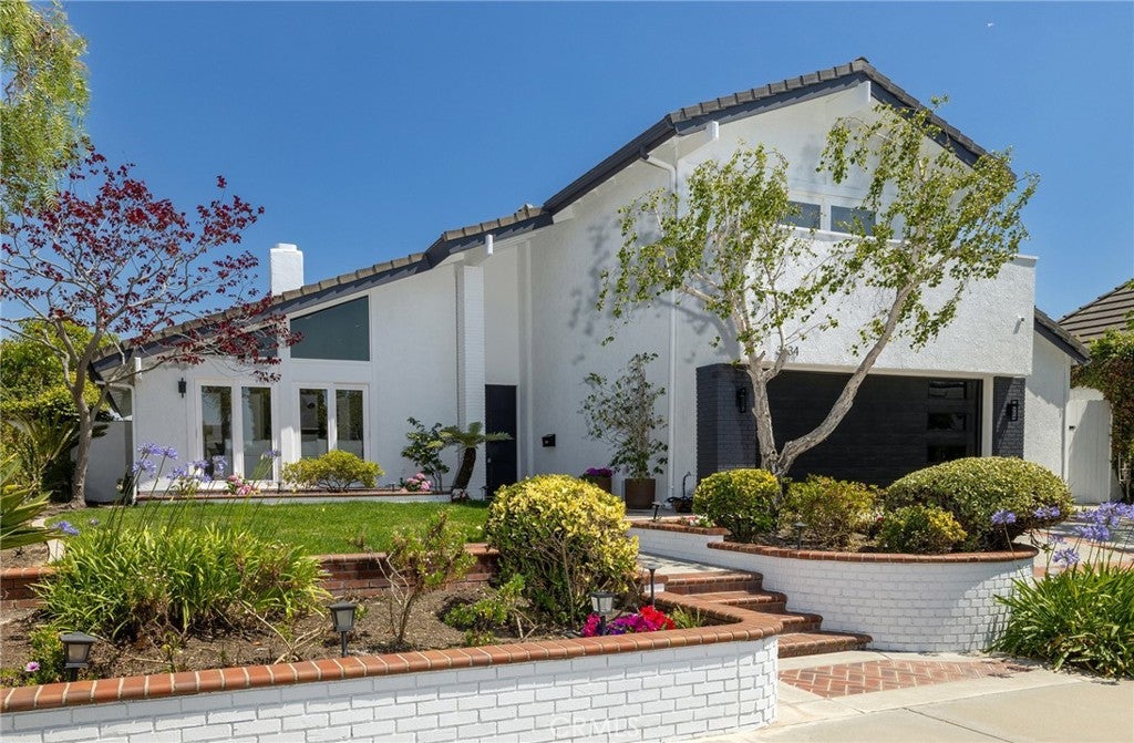 3834 Mistral Dr
