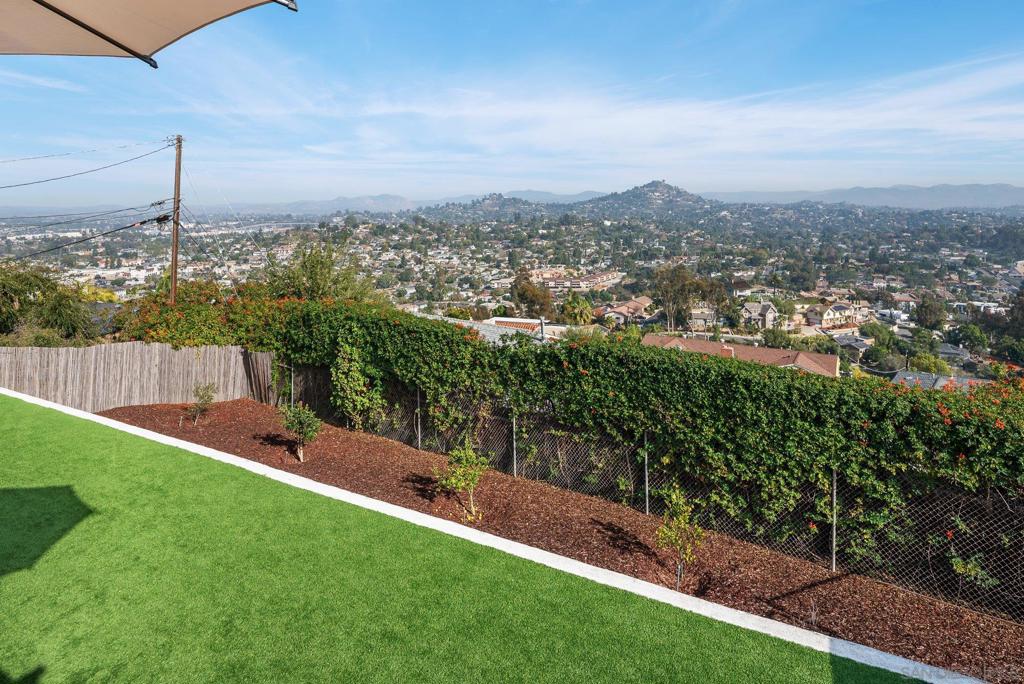 La Mesa - Residential