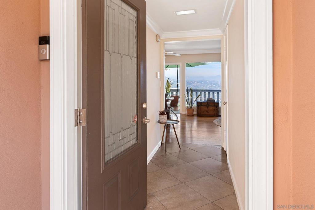 La Mesa - Residential