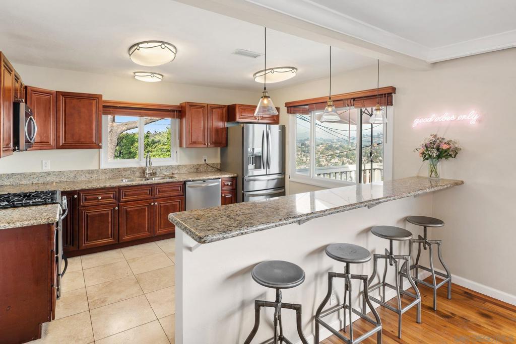 La Mesa - Residential