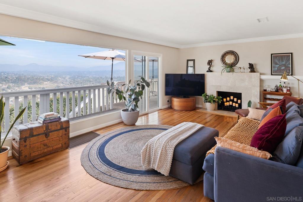 La Mesa - Residential