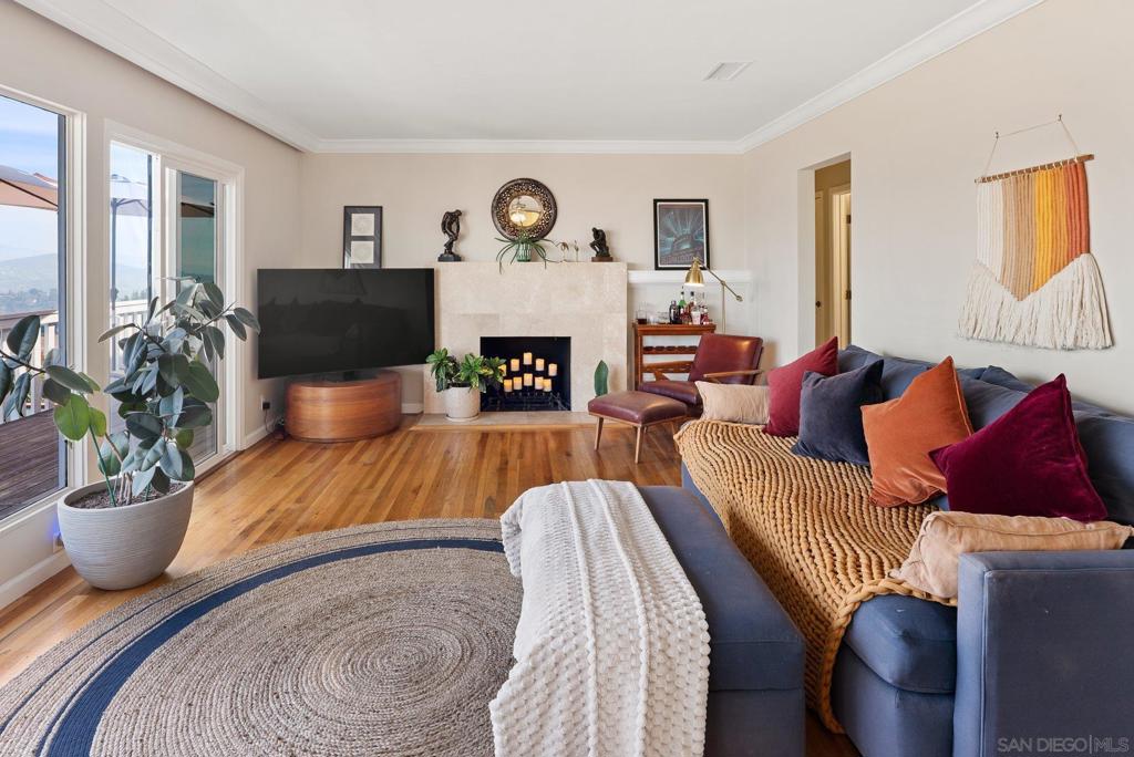 La Mesa - Residential