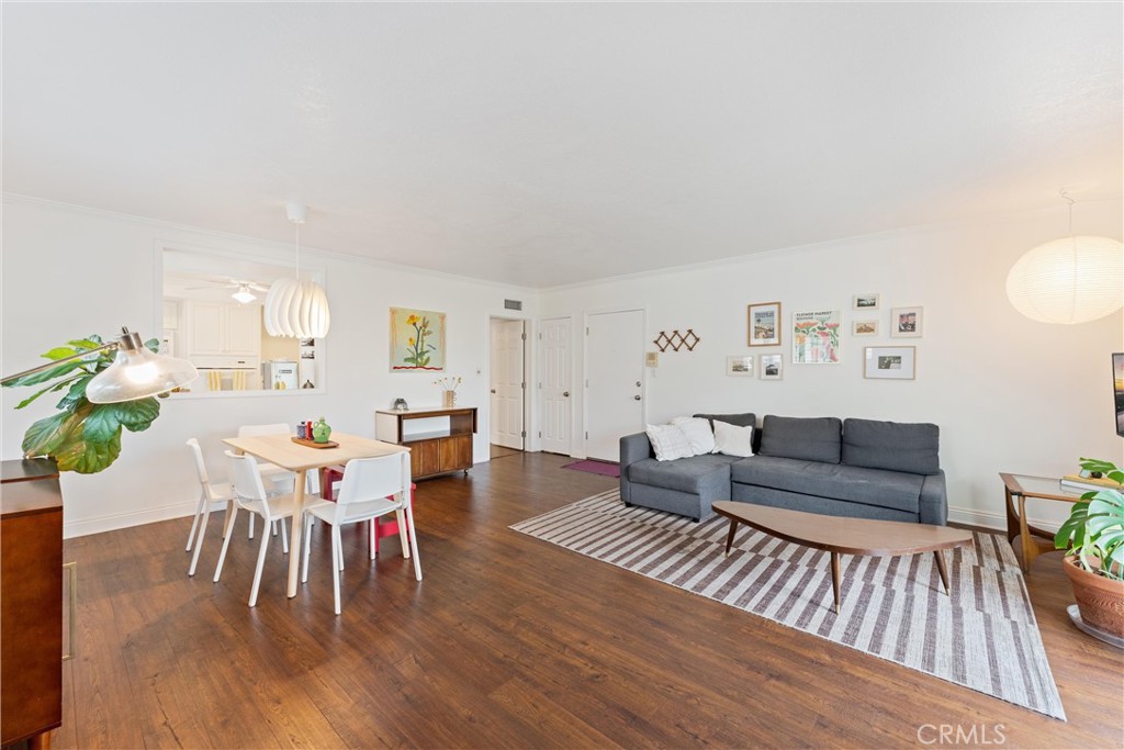 1354 Shadow Lane 202