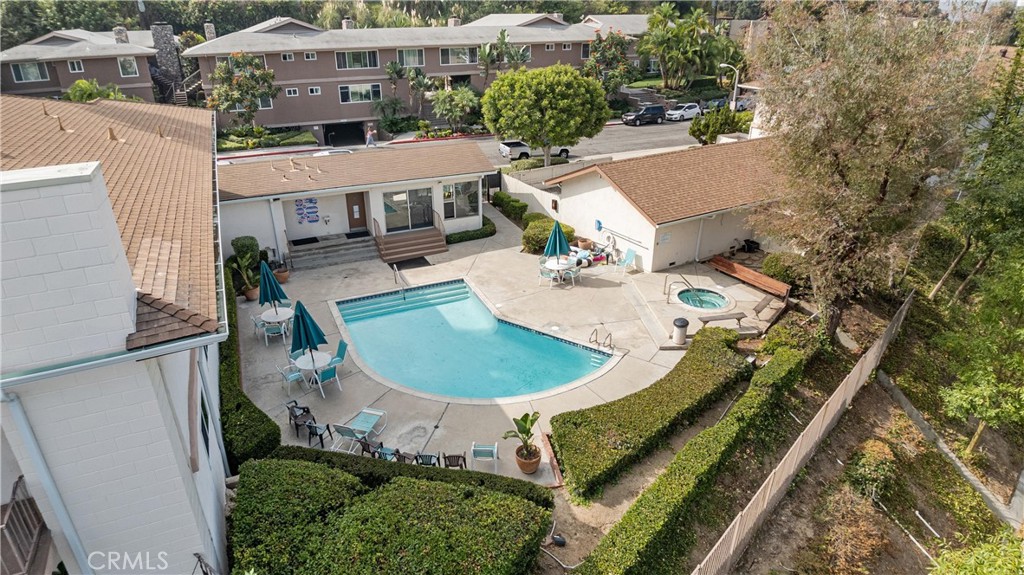 Shadow Lane - Residential