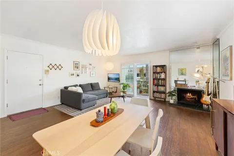 1354 Shadow Lane Unit 202, Fullerton, CA 92831 - MLS#: NP25097473