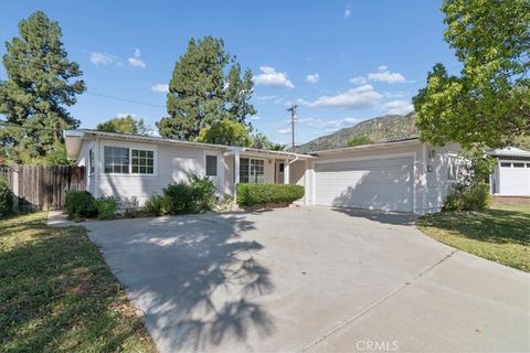 Photo of 3093 Fish Canyon Road, Duarte, CA 91010 (MLS # SB26053332)