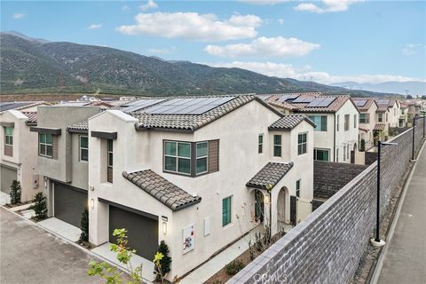 15909 Blue Copper Way Fontana CA 92336