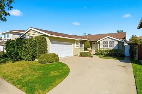 3430 N El Dorado Dr, Long Beach, CA 90808 - MLS#: PW26049300